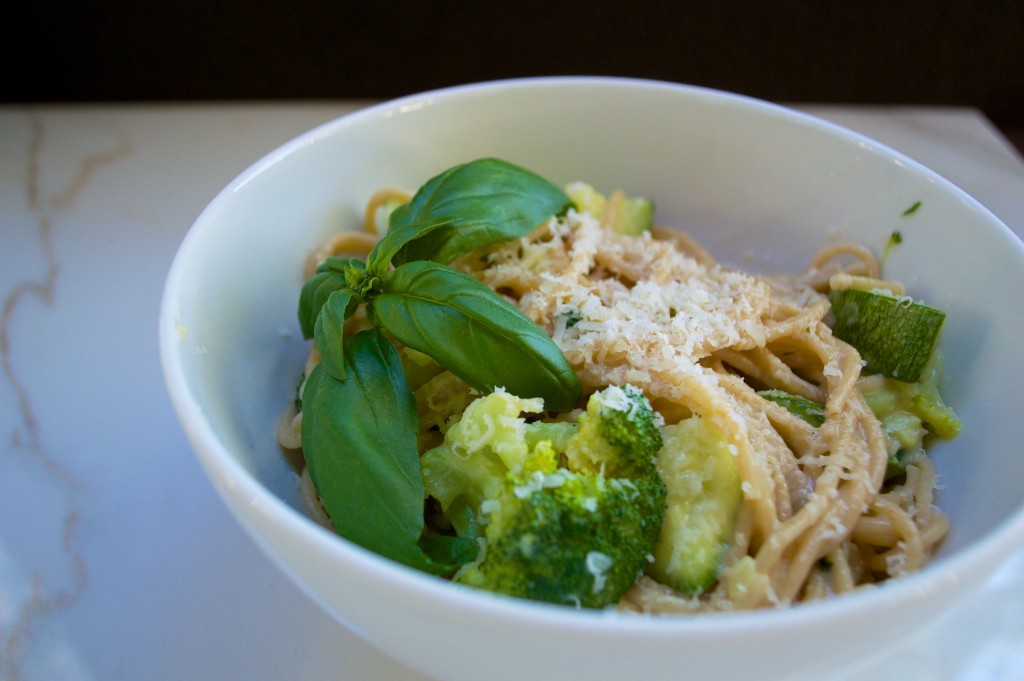 creamy veggie one pot spaghetti 