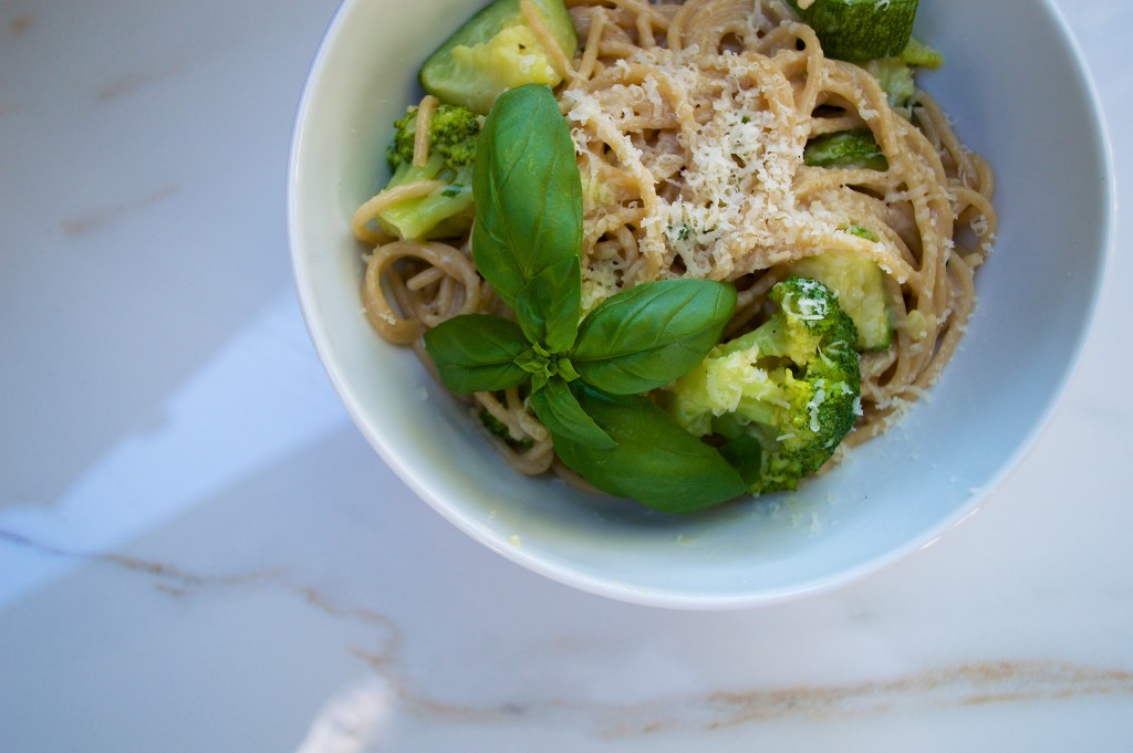 creamy veggie one pot spaghetti